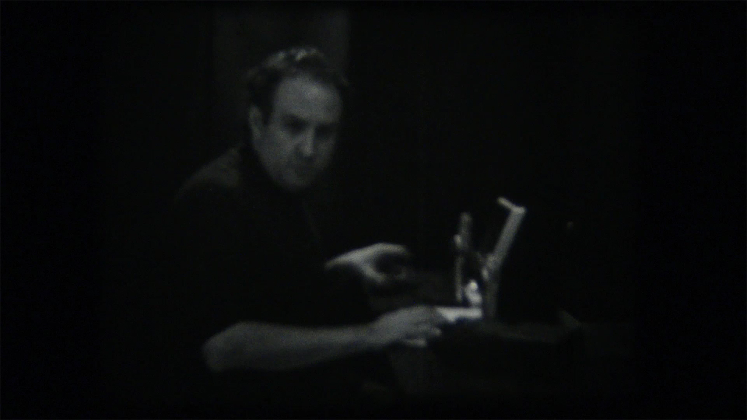 Antonio Bunt en El fantasma de Man Ray